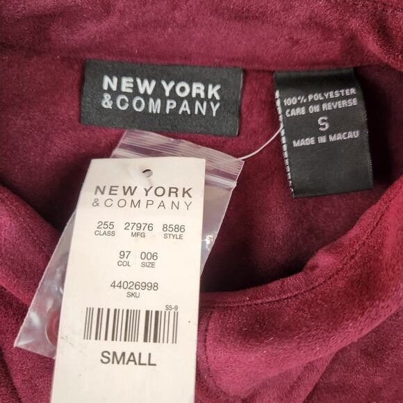 NWT New York & Co Top Size Small Burgandy Suede/Velvet Long Sleeve Button Down - Picture 6 of 10